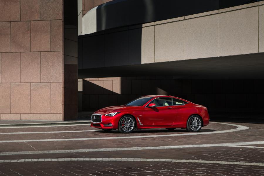  Infiniti Q60 Red Sport 400 (CV37) 2016 года  (NA) (фото 10 из 35)